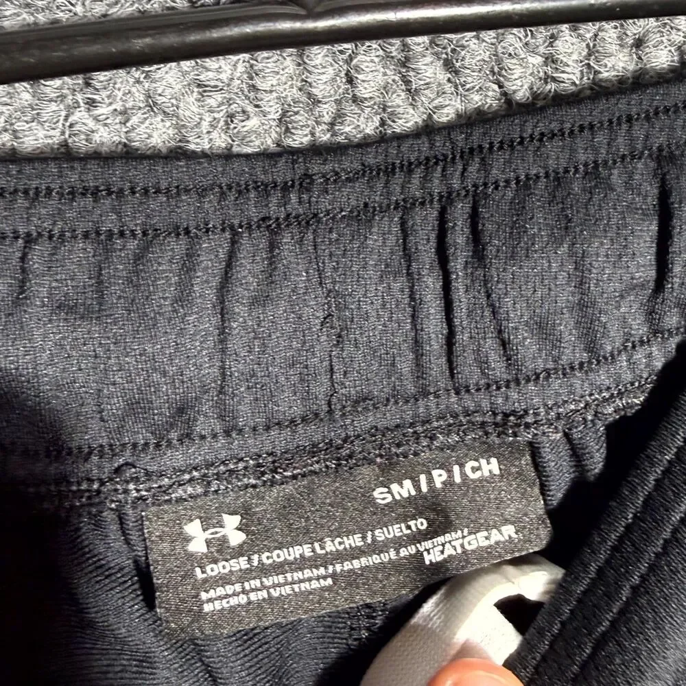 Boise State Broncos Under Armour Shorts Athletic Loose Fit Black Mens Size Small